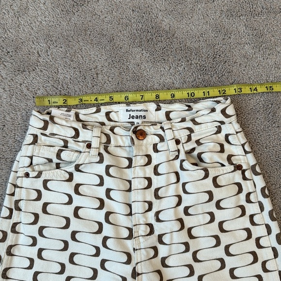 Reformation Mod High Rise Straight Jeans | Size 24 | Sold Out Style - Picture 7 of 9